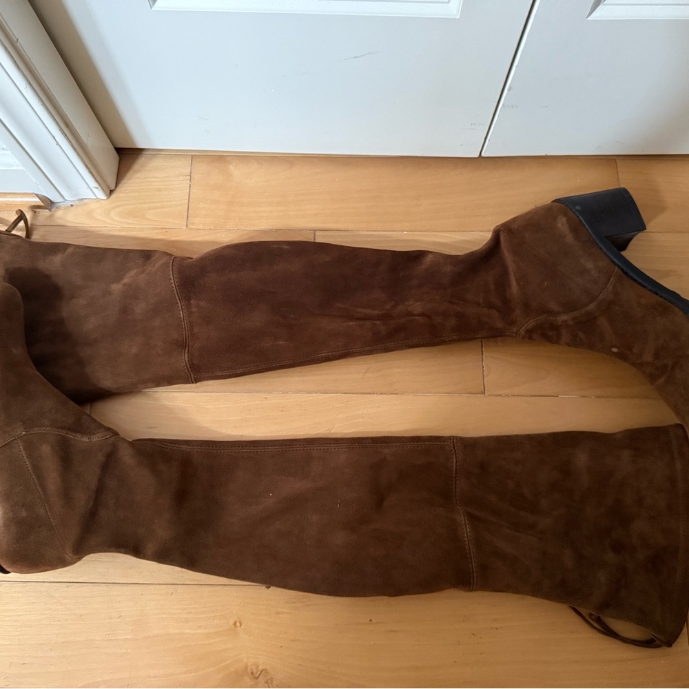 Stuart Weitzman Rich Brown Suede Boots